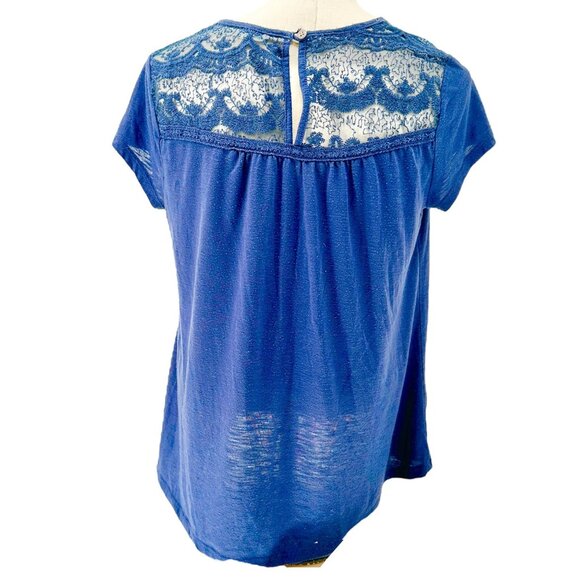Rewind Blouse Womens L Lace Detailed Blue SS Keyhole Button Back Cotton Blend - Picture 2 of 9